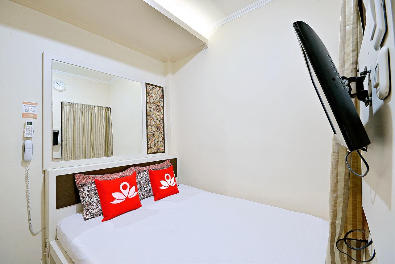 Zen Rooms Cideng Barat Jakarta Exterior foto