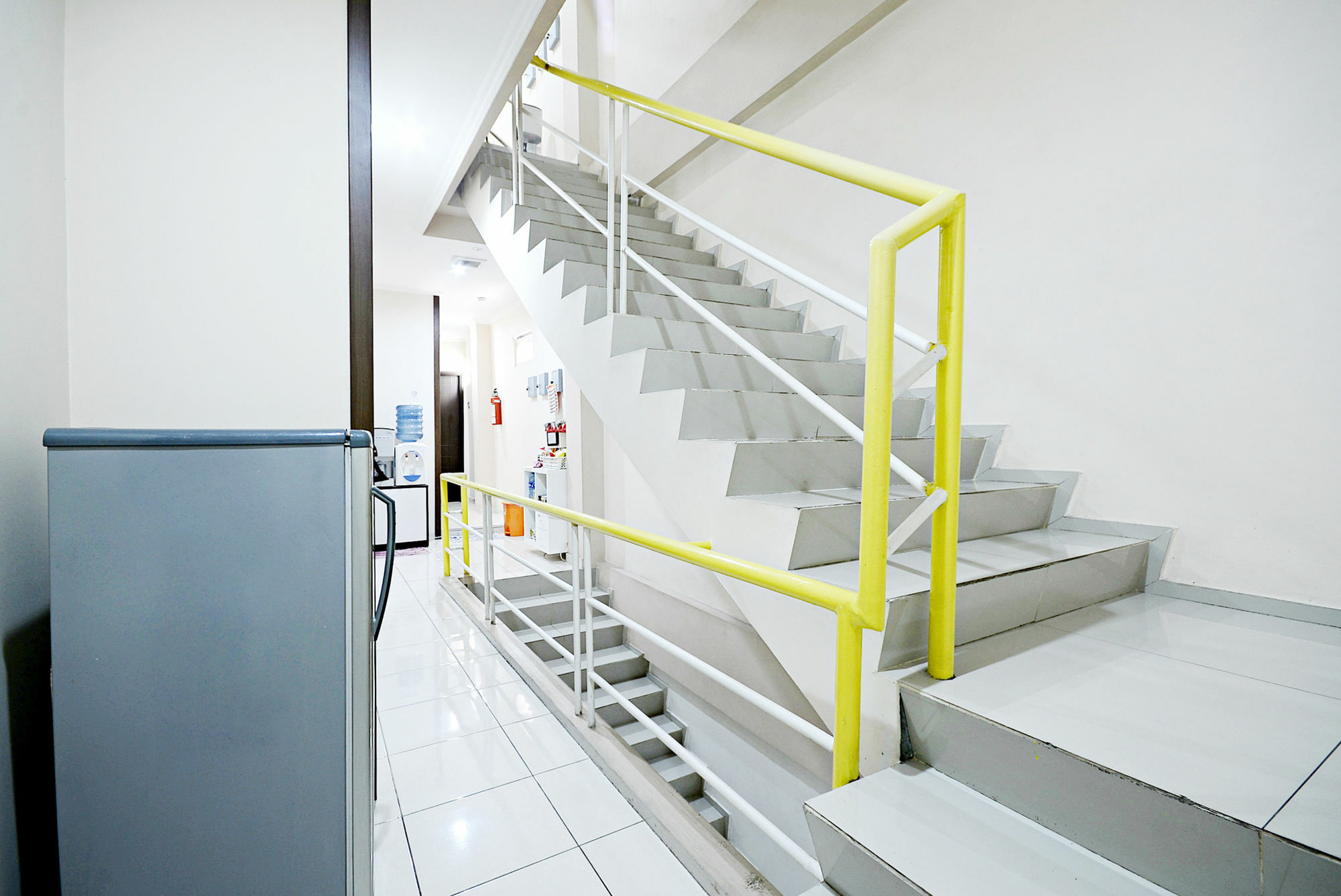 Zen Rooms Cideng Barat Jakarta Exterior foto