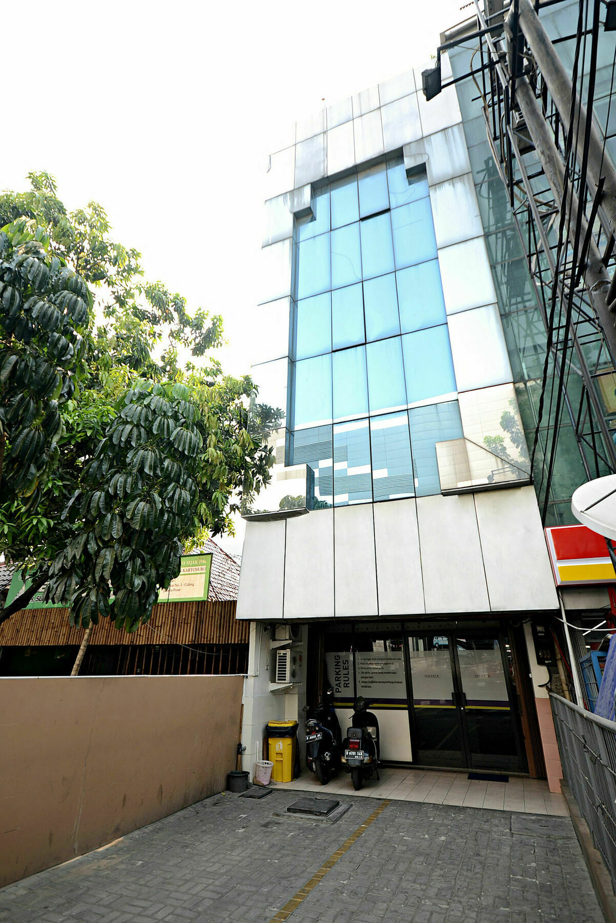 Zen Rooms Cideng Barat Jakarta Exterior foto